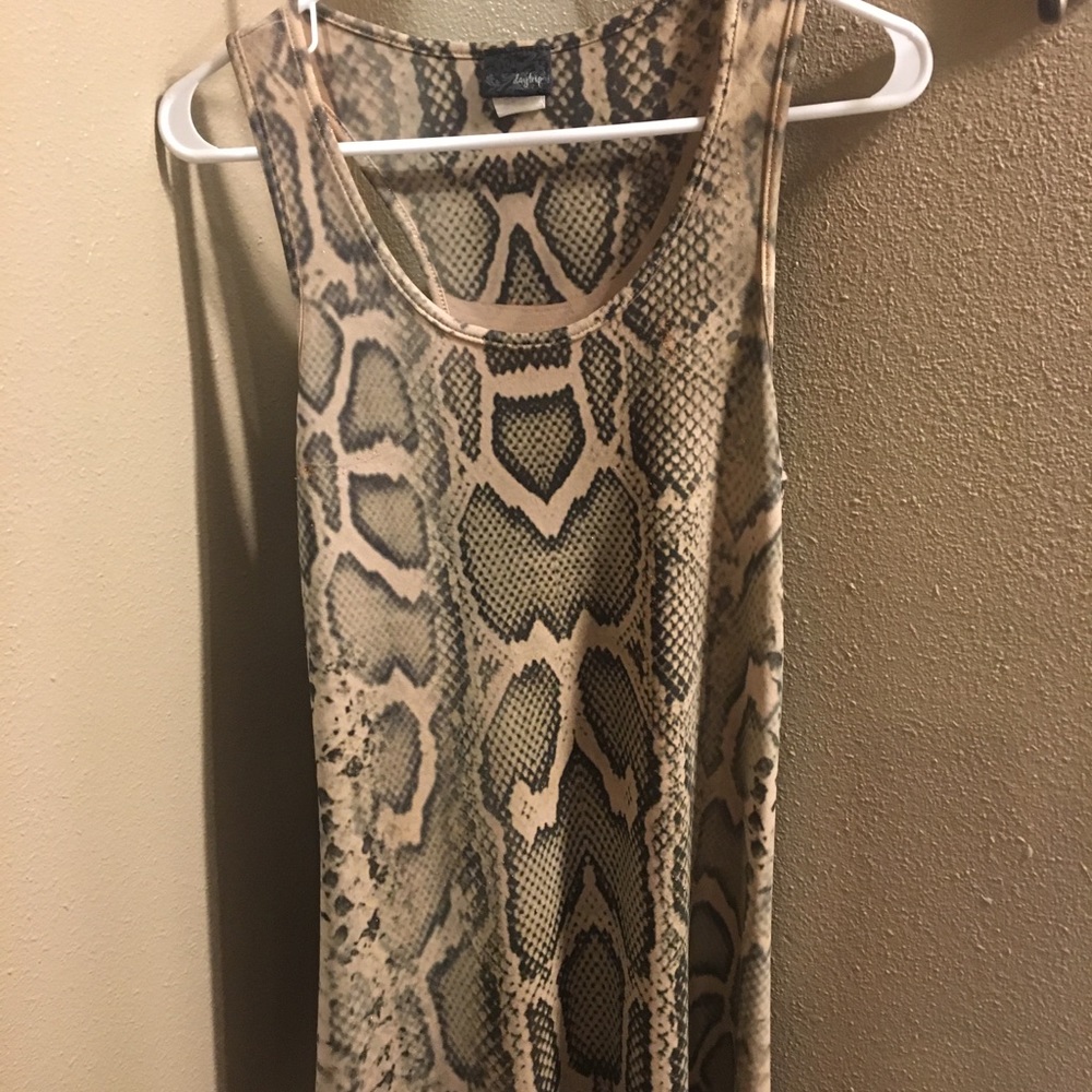 Snake skin looking tank by daytrip